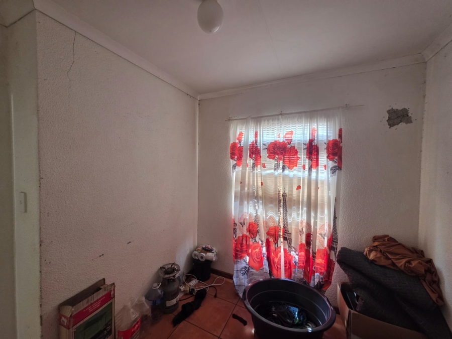 2 Bedroom Property for Sale in Roodepan Northern Cape